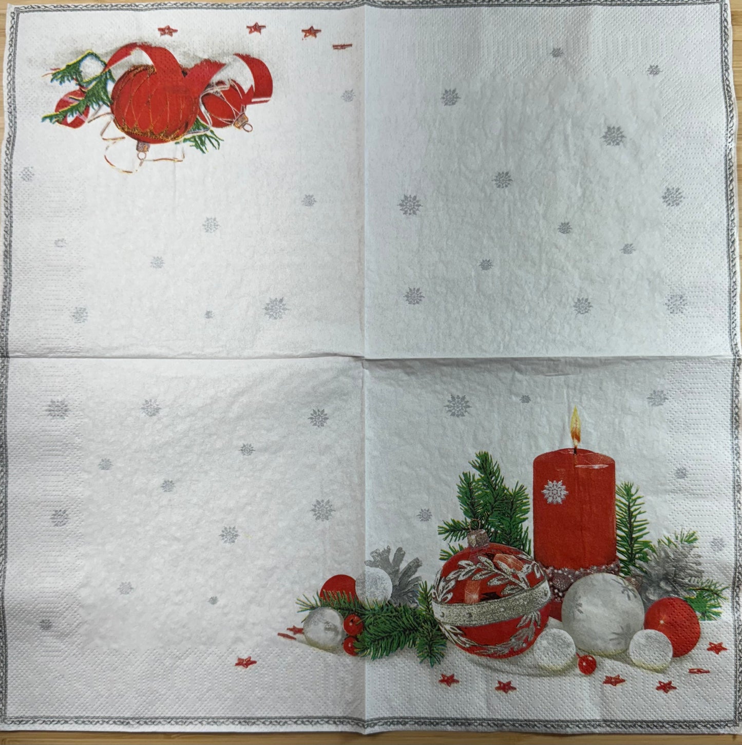 Decoración en rojo y blanco - Servilleta